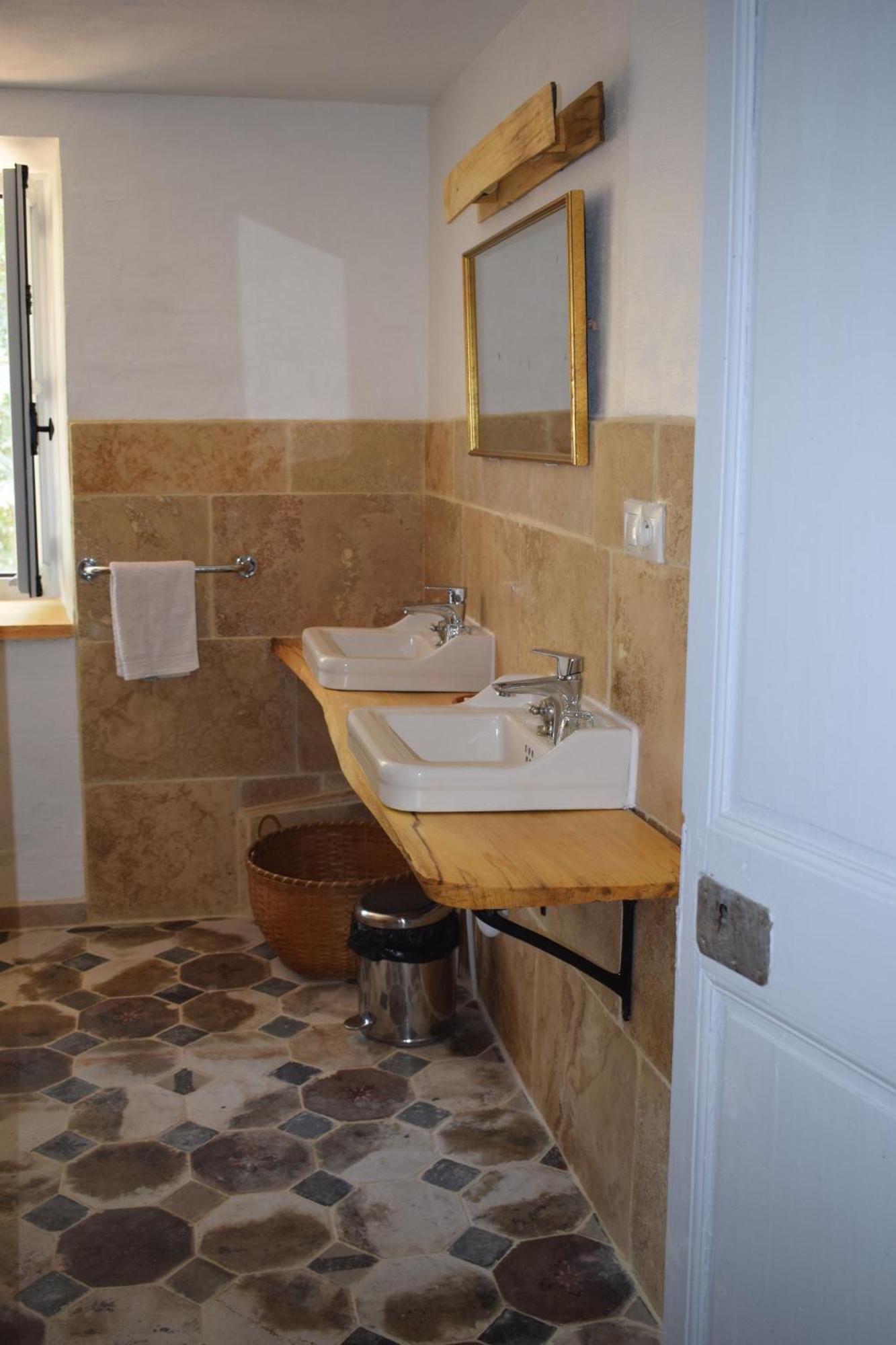 Mas Du Pont Apartment *